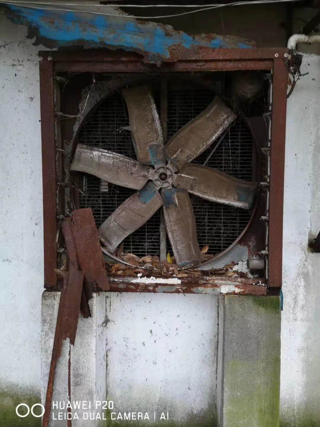 負(fù)壓風(fēng)機(jī),玻璃鋼負(fù)壓風(fēng)機(jī),車間降溫設(shè)備,車間通風(fēng)設(shè)備,廠房降溫設(shè)備,廠房通風(fēng)設(shè)備,廠房降溫,廠房通風(fēng),工業(yè)排氣扇,工業(yè)排風(fēng)扇,防爆負(fù)壓風(fēng)機(jī),環(huán)?？照{(diào),水冷空調(diào),水簾,濕簾